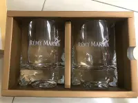 在飛比找Yahoo!奇摩拍賣優惠-全新 人頭馬 REMY MARTIN 1738 義大利 進口