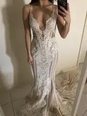 BRAND NEW Pallas Couture Size 8 ONE OF A KIND DRESS