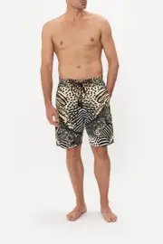 MID LENGTH WALK SHORT FOR THE LOVE OF LEO
