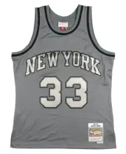 MITCHELL & NESS New York Knicks Patrick Ewing #33 91-92 Swingman Jersey Small