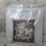 Crewel Pillow Kit Columbia Minerva 16 x 16" Erica Wilson Unused