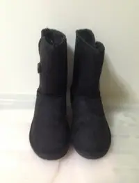 在飛比找Yahoo!奇摩拍賣優惠-二手 大童 個性雪靴 男女生適穿22CM