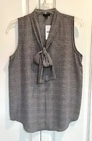NWT Ann Taylor size Medium black/white glen plaid sleeveless poly tie-neck top