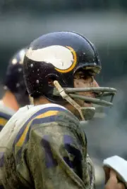 Quarterback Gary Cuozzo Of The Minnesota Vikings 1970 OLD NFL PHOTO