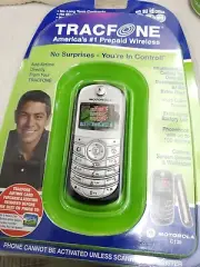 New Motorola C139 TracFone Prepaid Cell Phone GSM Compact