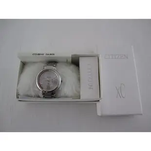 CITIZEN FD1010-53A xC 春樣繽紛光動能腕錶(銀)*只要3500元*(FF001)