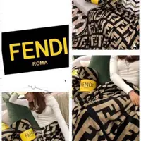 在飛比找蝦皮購物優惠-Fendi ROMA 毛毯, 高端品牌 PP3051