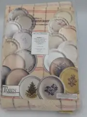 Pfaltzgraff Tradition Oval Tablecloth 60"x86".