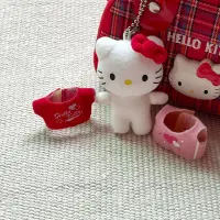 在飛比找蝦皮購物優惠-✨桃園出貨✨換裝hellokitty包包鑰匙掛件書包小飾品玩