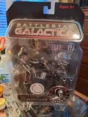 Diamond Select Toys Battlestar Galactica Civil War Cylon Centurion MIB