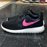 在飛比找蝦皮購物優惠-NIKE ROSHE ONE RUN PRINT 黑色 白色