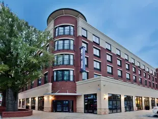 Hampton Inn & Suites Chapel Hill-Carrboro/Downtown