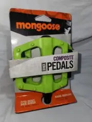 NEW Mongoose Composite BMX Riding Pedals Green 1/2" Pedal Spindle Pacific Cycle
