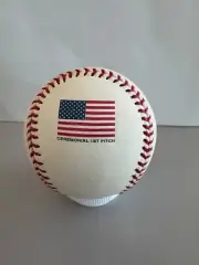 2001 WORLD SERIES AMERICAN FLAG CEREMONIAL 1ST PITCH RAWLINGS OFFICIAL BASEBALL