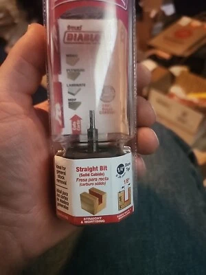 Diablo DR04100 Straight Router Bit 1/8 Dia. x 1-3/4 in.