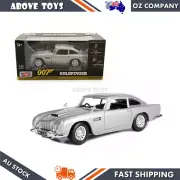 Motor Max 1:24 Aston Martin DB5 Silver Diecast Car Gold Finger James Bond Model