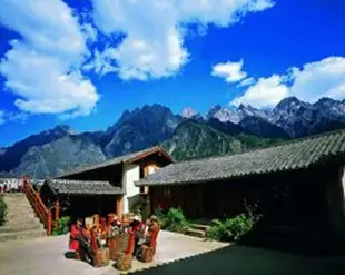 香格裏拉虎跳峽茶馬客棧Tiger Leaping Gorge Tea-Horse Guesthouse