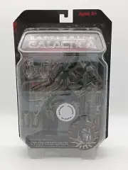 Diamond Select Battlestar Galactica Battle Damaged Mortar Pack Cylon Centurion