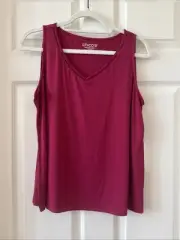 Chico’s Size 1 (10) Touch Of Cool V Neck Tank NWT very Cherry