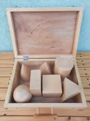 Wooden geometric figures in original wooden box ( Weight with box 3.570 gr.)