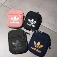 在飛比找蝦皮購物優惠-ADIDAS 三葉草 腰包 小包 側背包 黑 BK6730 