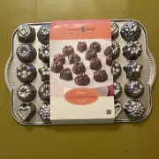 New Nordic Ware Platinum Collections Tea Cake Candy Bundt 30 Molds Mini Rosettes