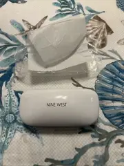 Nine West Clamshell Glasses Case White Eyeglasses Sunglasses