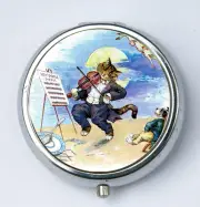 Cat PILL CASE pillbox pill holder playing the fiddle kitsch Anthropomorphic