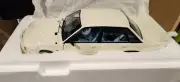 1:18 Biante Peter Brock HDT VK SS GROUP 3 Commodore in Alpine White 2008 release