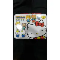 在飛比找蝦皮購物優惠-Hello Kitty 凱蒂貓 旅行箱存錢筒