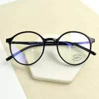 在飛比找momo購物網優惠-【men life】鏡框 抗藍光圓形黑色膠框(眼鏡)