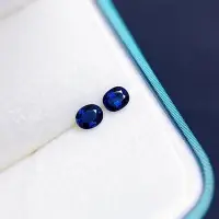 在飛比找Yahoo!奇摩拍賣優惠-天然無燒皇家藍藍寶石耳釘裸石 規格：4.4*5.3*4mm 
