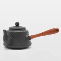 在飛比找蝦皮購物優惠-瑞壽堂鑄鐵壺無涂層原鐵蘭花側把壺煮茶烤茶 日式壺電陶爐可用