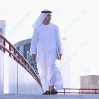 在飛比找蝦皮購物優惠-帥氣沙特阿拉伯長袍回族服飾穆斯林棉紗長款男禮拜服裝迪拜游衣服