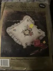 Candlewicking Embroidery Roses Bouquet Pillow Candamar Designs Unopened Package