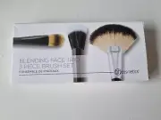 BH Cosmetics Blending Face Trio 3 Piece Brush Set (Damaged Box)