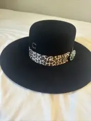 Charlie 1 Horse Black Felt Hat Leopard Band Feather Concho Cowgirl Sz M NWOT