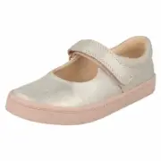 Girls Clarks Holographic Detailed Shoes City Gleam