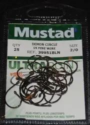25 Mustad 39951BLN Ultra Point Size 2/0 Circle Hooks 1X Fine Wire Black Nickel