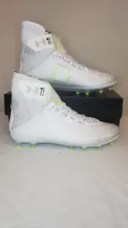 Under Armour Highlight Mc Football Shoe, White-Silver & Black-Black Mens 10.5
