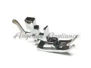 SINGER M2100 Mechanical Sewing Machine Zig Zag Foot & Snap On Adapter