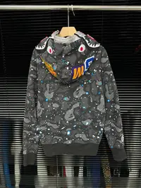 在飛比找Yahoo!奇摩拍賣優惠-Bape星空夜光迷彩鯊魚拉鏈衛衣