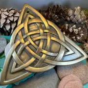 Triquetra Wall Plaque Irish Scottish Pagan Gift