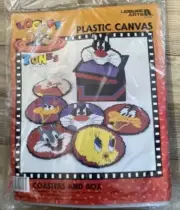 1997 Looney Tunes Coasters & Box Leisure Arts Plastic Canvas Yarn Craft New