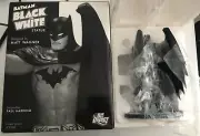 DC Direct Batman Black and White Statue Matt Wagner LE #0144/4500 NEW OPEN BOX