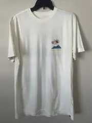 Quiksilver New Tribe Men's Graphic T-Shirt Large NWT