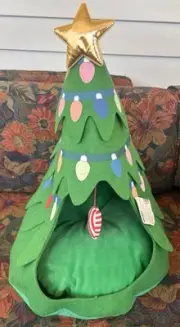 Merry Makings All Spruced Up 18” plush Christmas Tree Kitten/Cat bed NEW