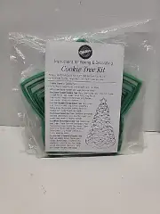 Vintage Wilton Christmas Cookie Tree Kit Graduated Cutters