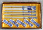 Zhengyuan Chopsticks Set, White Porcelain + Blue Artwork, 5 Pair + Rests, Unused