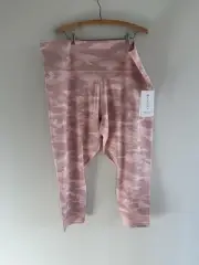 NWT Athleta Elation Camo Women’s 3x Pink 7/8 Leggings